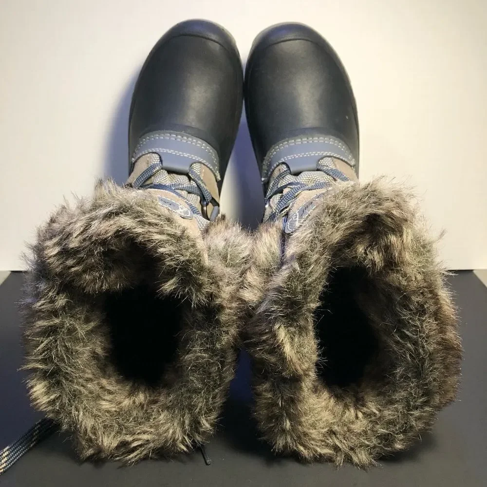 Womens KHOMBU Slope Faux Fur Winter Boots / Size 7